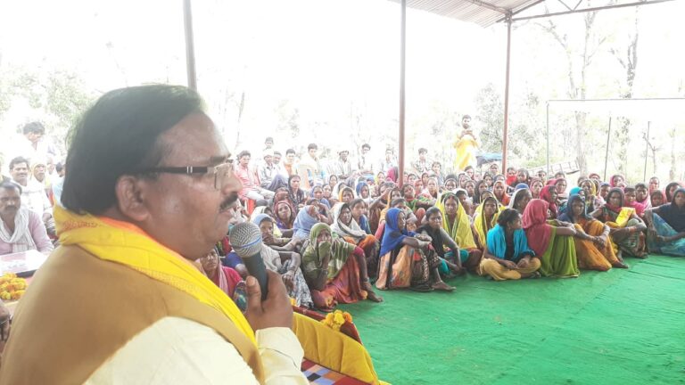 मदिरा पान और जीव हत्या बन्द करने से होगा आदिवासी समाज का भला- डॉ. जमुना प्रसाद सरोज