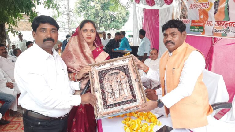 म्योरपुर – मेरी प्लास्टिक ,मेरी जिम्मेदारी कार्यक्रम को,आंदोलन के रूप में ग्रहण करे।