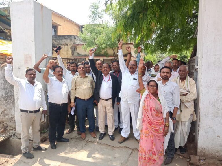 “दुद्धी जिला बनकर रहेगा”  – दुद्धी को जिला बनाओ संघर्ष मोर्चा।