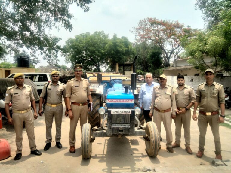 चौकी डाला पुलिस ने बालू लदा एक ट्रैक्टर को लिया कब्जे में, मौके से खननकर्ता व चालक फरार।