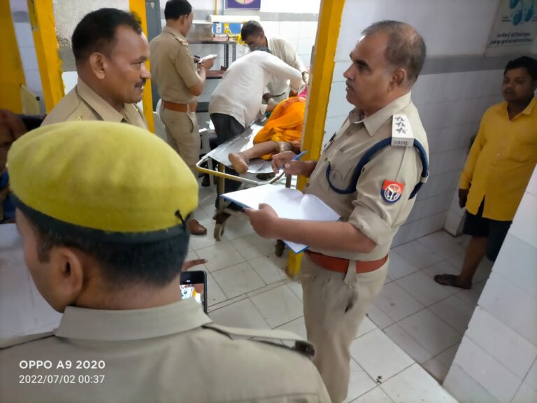 सोनभद्र : जमकर चले लाठी-डंडे, रॉड, कुल्हाड़ी, एक की मौत चार घायल।