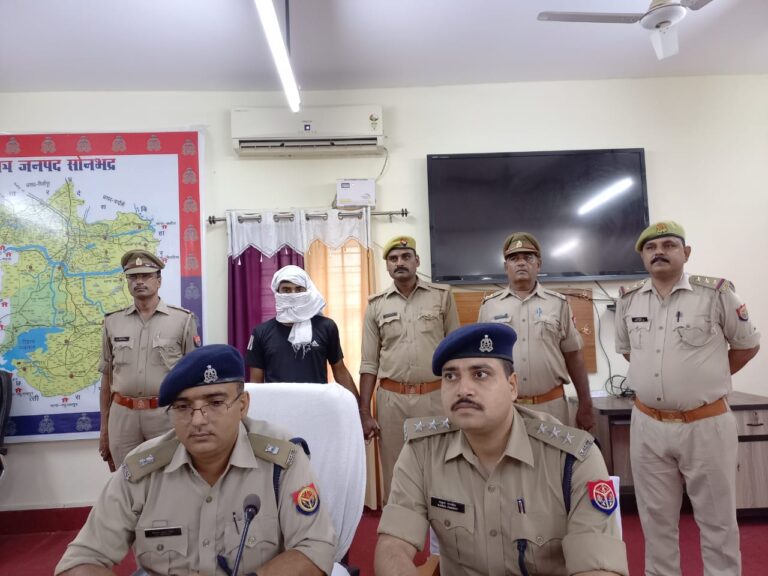 Sonbhadra News : दो पत्रकारों पर हुए जानलेवा हमले का पुलिस ने किया अनावरण, एक शूटर हथियार समेत गिरफ्तार।