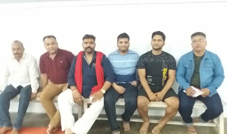 श्री रामलीला परिषद हिंडालको रेणुकुट मे रामलीला की तैयारियाँ जोरो पर।