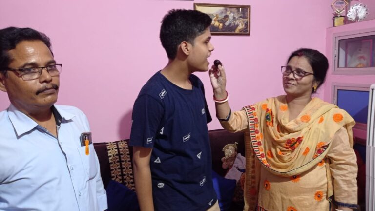 दुद्धी के इशान्त नें आईसीएसई के 10 वीं की परीक्षा 97% प्राप्त कर बढ़ाया मान।