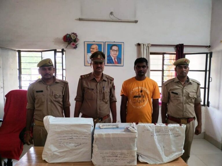 धोखाधड़ी से फर्जी दस्तावेज बनाकर 30 घनमीटर गिट्टी चोरी करने वाले 01 शातिर को साइबर सेल सोनभद्र ने किया गिरफ्तार।