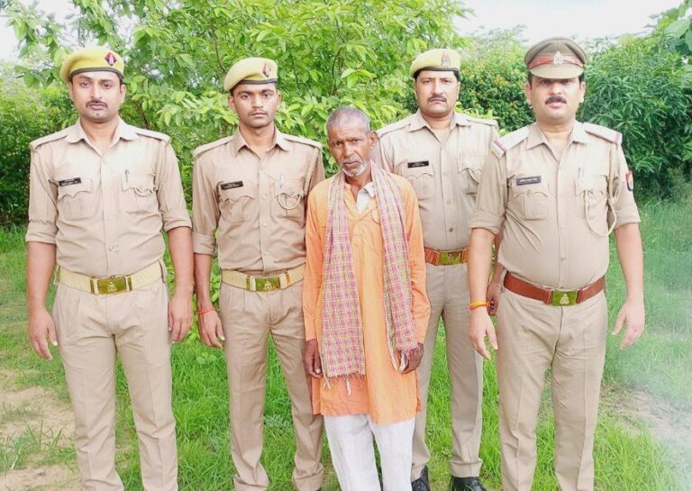 चौकी सुअरसोत पुलिस ने वांछित अभियुक्त को किया गया गिरफ्तार।