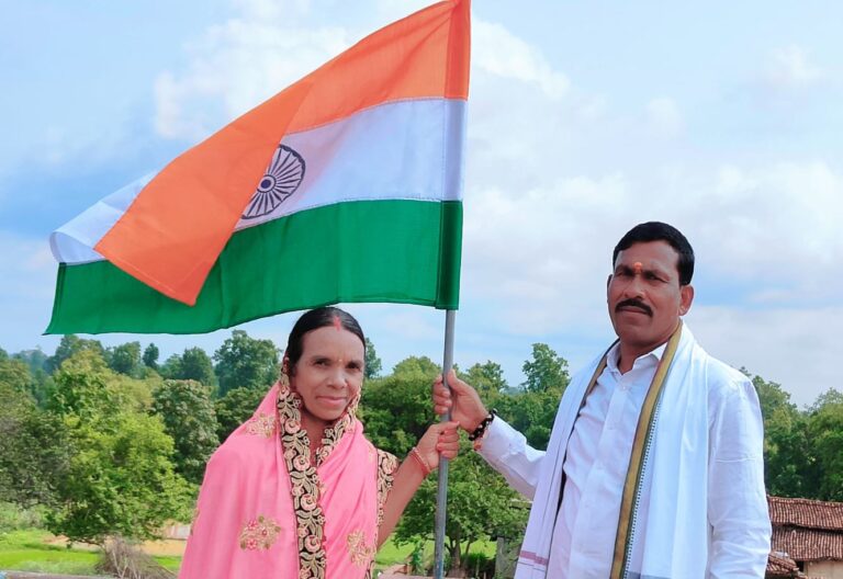 “हर घर तिरंगा फहरा कर राष्ट्रध्वज का करें सम्मान”- दुद्धी विधायक