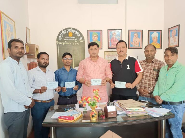 ब्लाक राबर्टसगंज का सदस्यता अभियान प्रदेश संगठन मंत्री/ जिलाध्यक्ष योगेश कुमार पांडेय की सदस्यता रसीद काटकर किया गया शुभारंभ।