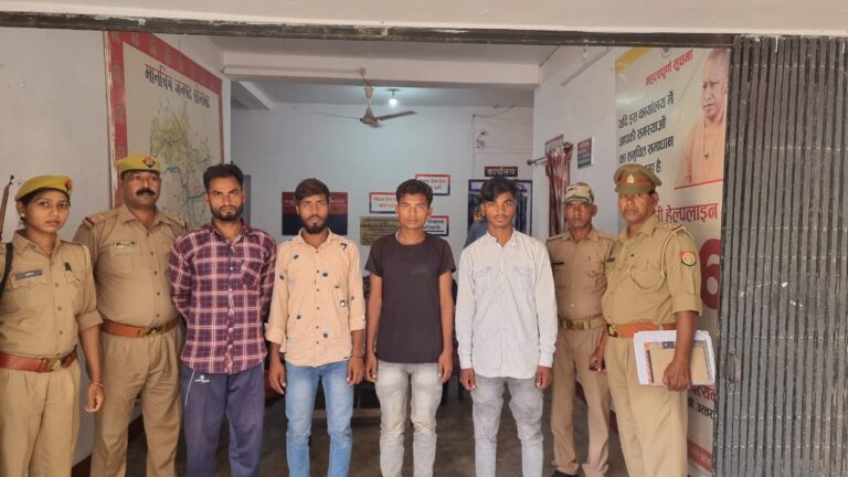 9वीं के छात्रा के साथ स्कूल जाते समय मनचलों ने की छेड़खानी, पिता के तहरीर आरोपियों की हुई गिरफ्तारी।