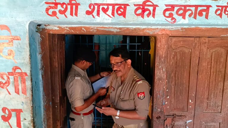 प्रशिक्षु सीओ के निरीक्षण में शराब दुकानों पर मिला गंदगी का अंबार ,विक्रेताओं को जमकर लगाई फटकार।