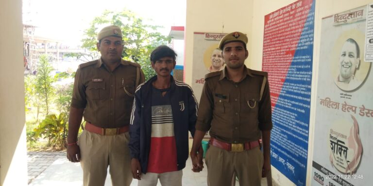 सोनभद्र – 18 घण्टे के भीतर ओबरा पुलिस टीम ने दुष्कर्म एवं एससी एसटी एक्ट के प्रकरण से सम्बन्धित अभियुक्त को किया गिरफ्तार।