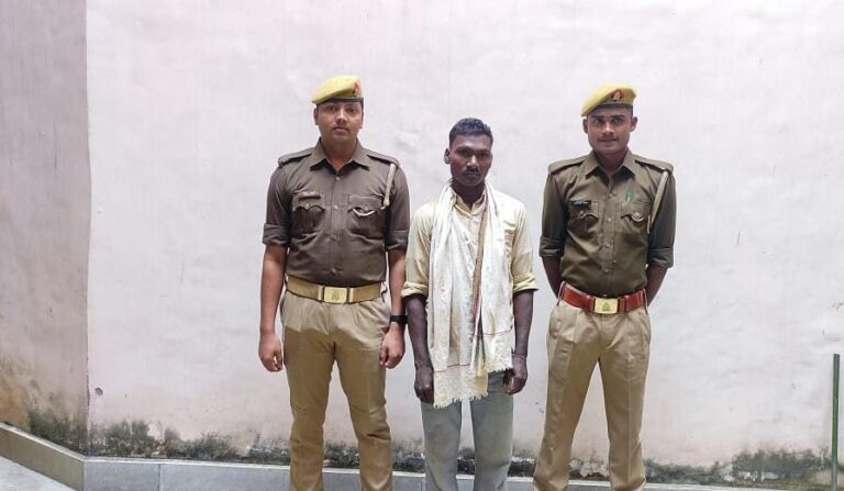 हाथीनाला पुलिस ने एक वारंटी को किया गिरफ्तार।