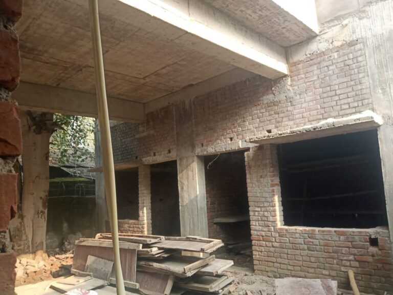 दुद्धी – सांसद निधि के 75 लाख रुपए लागत से बना मल्टीपरपज हॉल पूर्ण होकर शीघ्र होगा जनता को समर्पित।