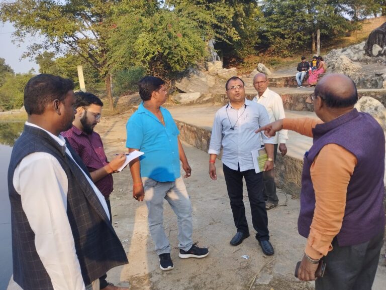 पर्यटन विभाग द्वारा कैलाश कुंज लव-कुश पार्क परिक्षेत्र का स्थलीय निरीक्षण किया गया।