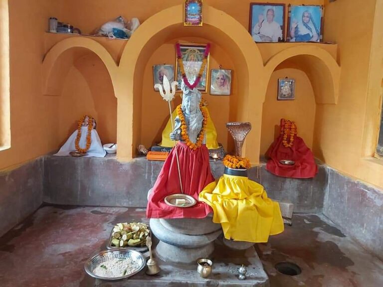 प्रज्ञापीठ अर्धनारीश्वर महादेव मंदिर स्थापना दिवस पर 5 कुण्डीय गायत्री महायज्ञ 26 नवंबर को।