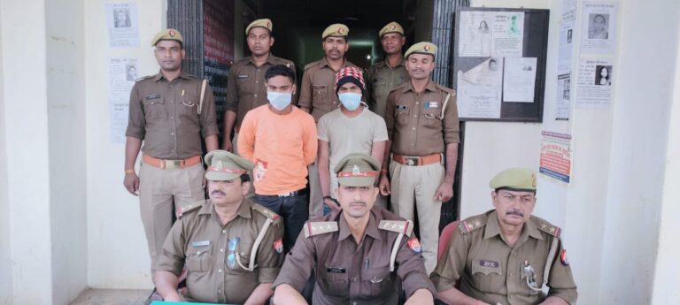विण्ढमगंज पुलिस द्वारा चोरी की मोटरसाइकिल के साथ 02 नफर अभियुक्तों को किया गिरफ्तार।