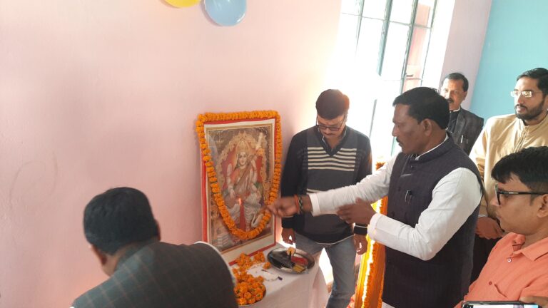 म्योरपुर में ब्लॉक स्तरीय संगोष्ठी एवं उन्मुखीकरण कार्यक्रम हुआ सम्पन्न