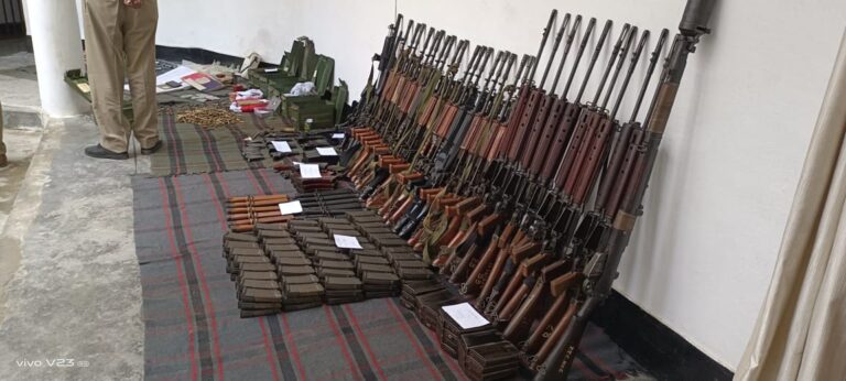 अपर पुलिस अधीक्षक ( मुख्यालय) सोनभद्र ने थाना चोपन का किया अर्द्धवार्षिक निरीक्षण।