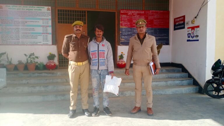 पिपरी पुलिस ने शातिर गांजा तस्कर के कब्जे से 01 किलो 300 ग्राम गांजा बरामद कर किया गिरफ्तार।