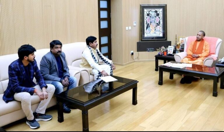 म्योरपुर – निर्माणाधीन हवाईपट्टी का निर्माण धीमी गति से चलने पर राज्यमंत्री ने मुख्यमंत्री को कराया अवगत।