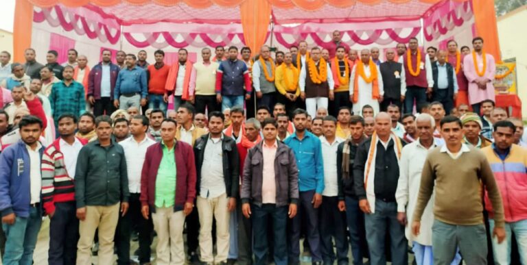 “रौनियार समाज-वंशजों की कार्यशैली जज्बा सोच को आगे बढ़ाना ही हमारा कर्तव्य है।” – डॉ० ए०के० गुप्ता ( रौनियार) अध्यक्ष