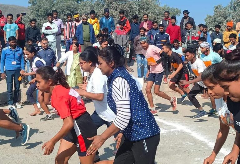 नवनिर्माण सेना ने भव्य नैनो मैराथन दौड़ का किया आयोजन।