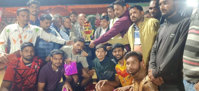 लिलासी : 38 वीं वॉलीबाल प्रतियोगिता संपन्न, दूसरी बार लगातार जे एम डी दिल्ली बनी चैंपियन।