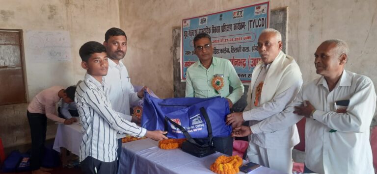 देश के विकास में युवाओं की भूमिका अहम। – चतुर्वेदी