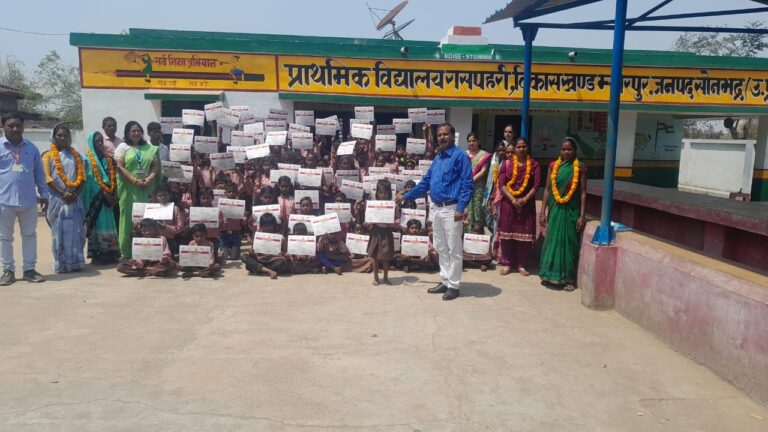 म्योरपुर विकासखंड के परिषदीय विद्यालयों के बच्चे निपुण होने में अव्वल, ए आर पी रजनीश श्रीवास्तव की मेहनत रंग लाई।