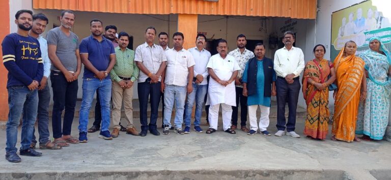 महामहिम राष्ट्पति द्रौपदी मुर्मू द्वारा सदन को संबोधित भाषण पर डीसीएफ में भाजपा कार्यकर्ताओं द्वारा संगोष्ठी का आयोजन किया।