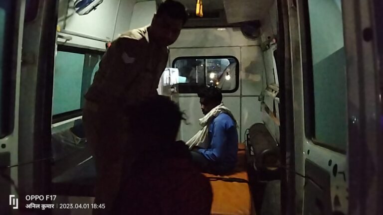 हाइवा एवं बाइक सवार में हुई आमने-सामने टक्कर, बाइक सवार दो घायल