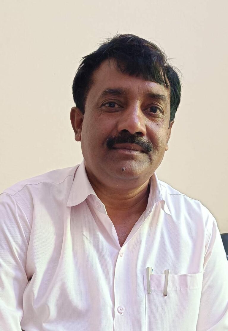 सोनभद्र- फसलो मे लगने वाले कीट रोग के नियन्त्रण से संबंधित दी गयी जानकारी