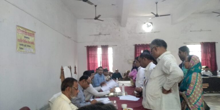 तहसील समाधान दिवस पर 24 मामले आए 3 मामलों का निस्तारण।