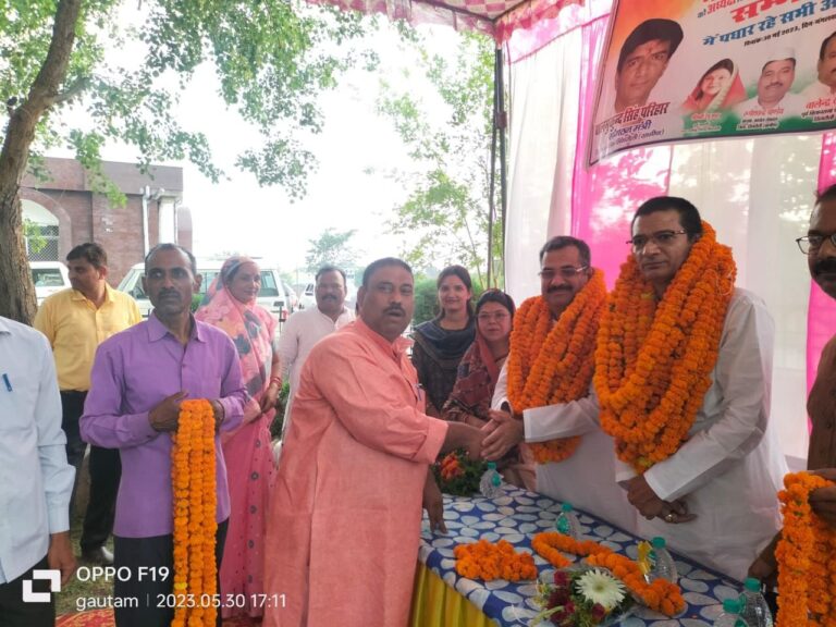 ज्ञानेंद्र सिंह ज्ञानू को ज़िला कांग्रेस शहर अध्यक्ष वन पर्यावरण एवं बालमुकुंद सिंह परिहार को जिला संगठन मंत्री बनाए जाने पर सम्मान समारोह में पहुंचे जिले के कई दिग्गज नेता।