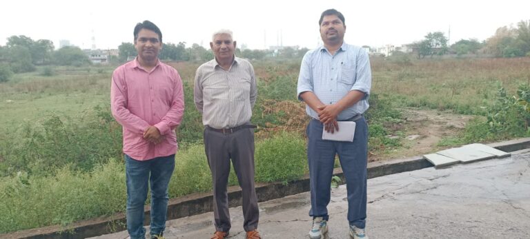 वार्ड 31 के पार्षद को कराया इंद्रपुरी कॉलोनी के समस्यायों से अवगत।