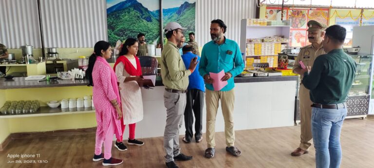 बाल श्रम रोकथाम हेतु जनपद स्तर के विभिन्न स्थानों पर चलाया गया विशेष अभियान।