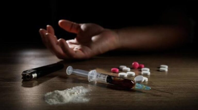 डाला : नही थम रहा हेरोइन का धंधा, नगर वासी त्रस्त।