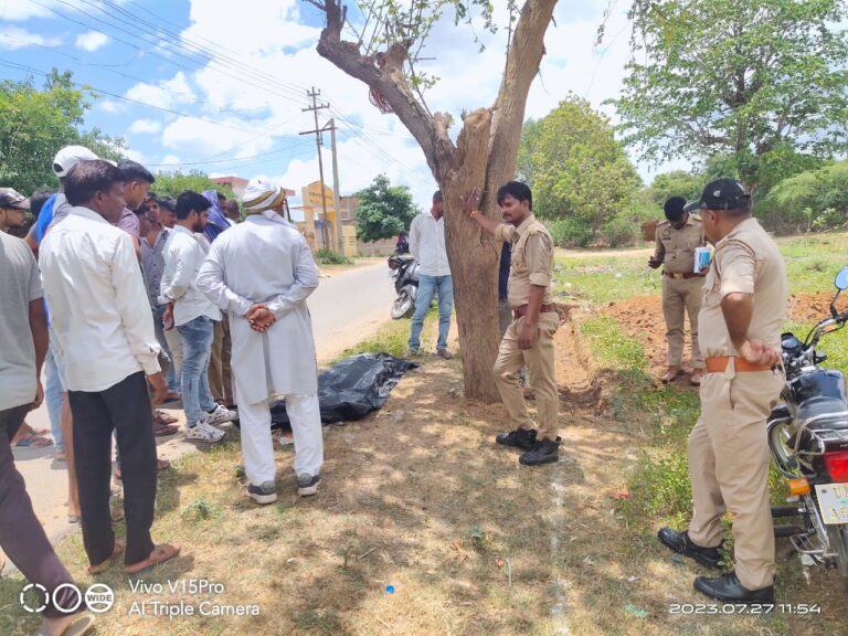 पेट के बीमारी से ग्रसित नव युवक ने फांसी लगाकर दी जान