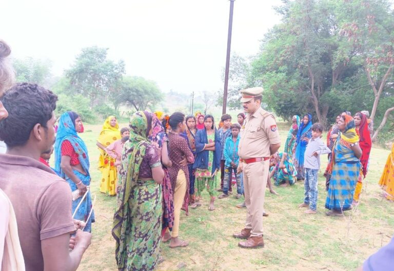 गमछा के सहारे लटकता मिला युवक का शव क्षेत्र में सनसनी।