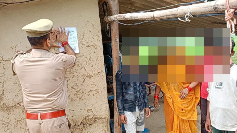 चोपन पुलिस ने एनडीपीएस एक्ट में वांछित अभियुक्त के विरुद्ध धारा 82 सीआरपीसी की गई कार्रवाई।