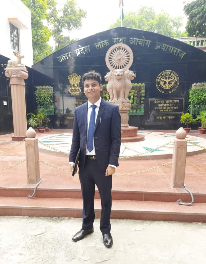 दुद्धी के अभिषेक का पहले ही प्रयास में पीसीएस- जे में चयन ,128 वीं रैक आया