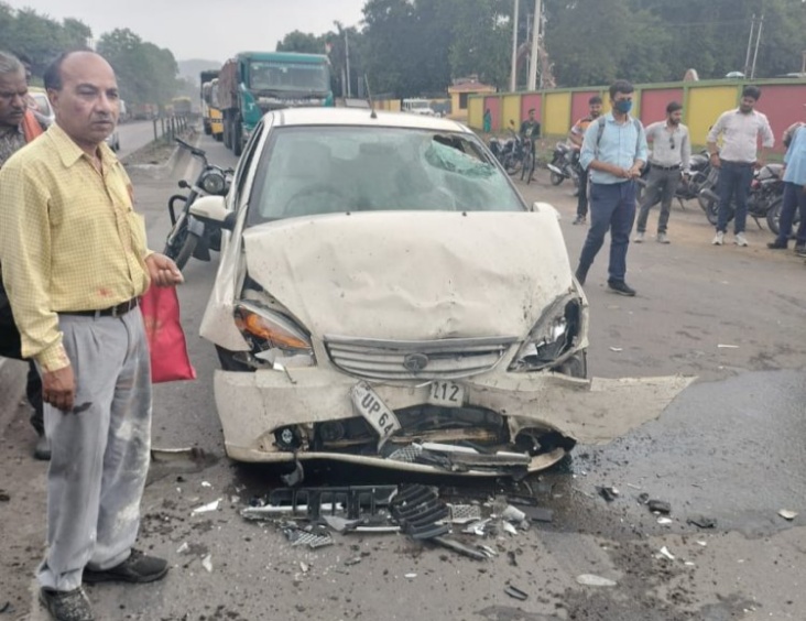 सड़क हादसा-हनुमान मंदिर से घर लौट रहे बाईक सवार व्यक्ति को कार ने मारी टक्कर, मौत