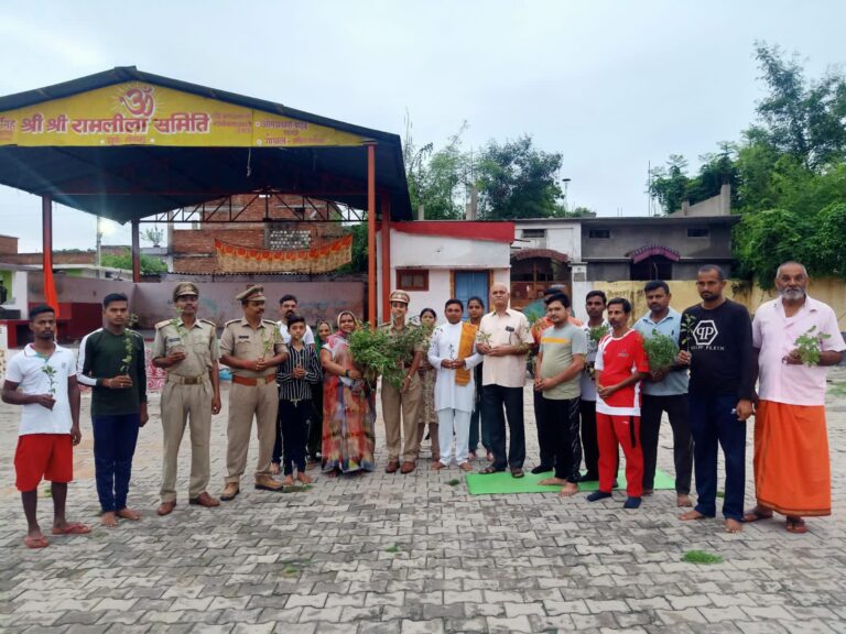 धूमधाम से मनाया गया आचार्य बालकृष्ण का जन्मदिन।