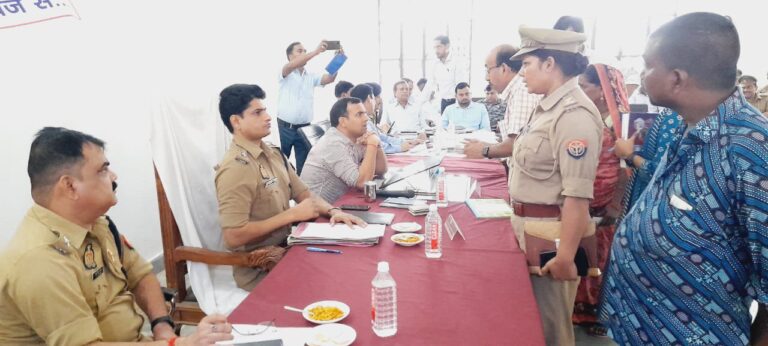 दुद्धी : संपूर्ण समाधान दिवस में 86 मामलों में 3 का हुआ निस्तारण, 2 मामलों में टीम भेजी गई।