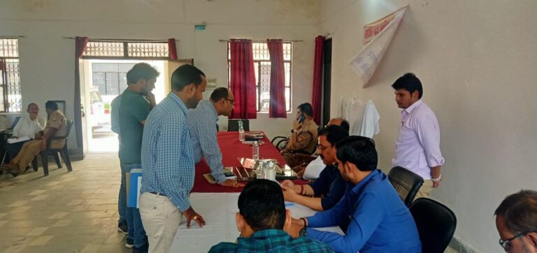 दुद्धी तहसील समाधान दिवस पर 45 मामले आए 3 मामलों का हुआ निस्तारण।