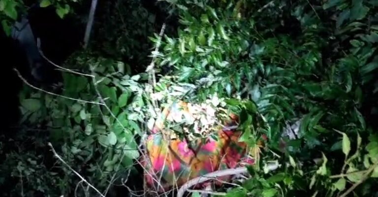 सोनभद्र के डिबुलगंज से 2 दिन से गुमशुदा नवयुवती का शव बरामद हुआ, हत्यारोपी को पुलिस ने पकड़ा।