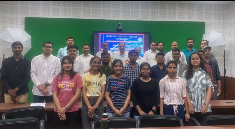 इलेक्ट्रॉनिक इंजीनियरिंग द्वारा पांच दिवसीय अल्पावधि प्रशिक्षण का आयोजन।