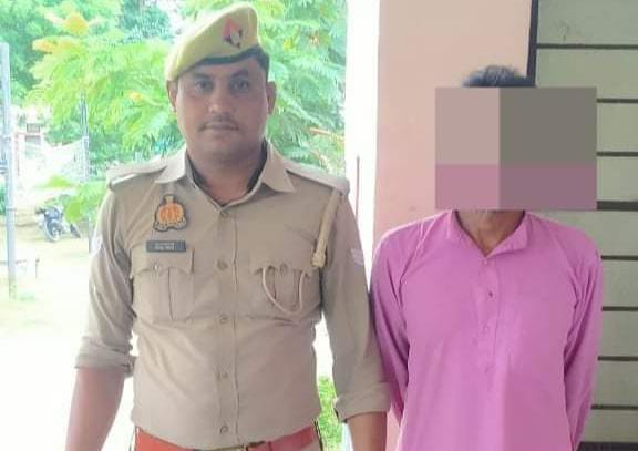 गोवंश तस्करी के मामले में एक अन्तर्राज्यीय पशु तस्कर गिरफ्तार