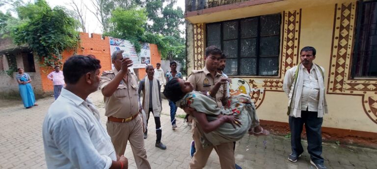 सड़क हादसा-बाइक सवार ने दो सगी बहनों को मारा धक्का, एक बहन की मौत, दूसरी गंभीर