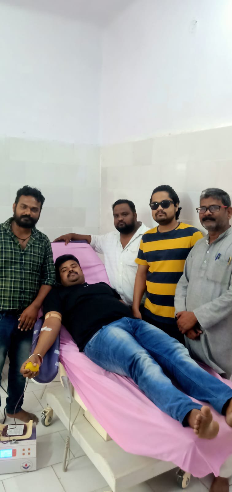 दुद्धी – ब्लड की कमी से जूझ रहे मरीजों का जीवन बचा रहें रक्तवीर।